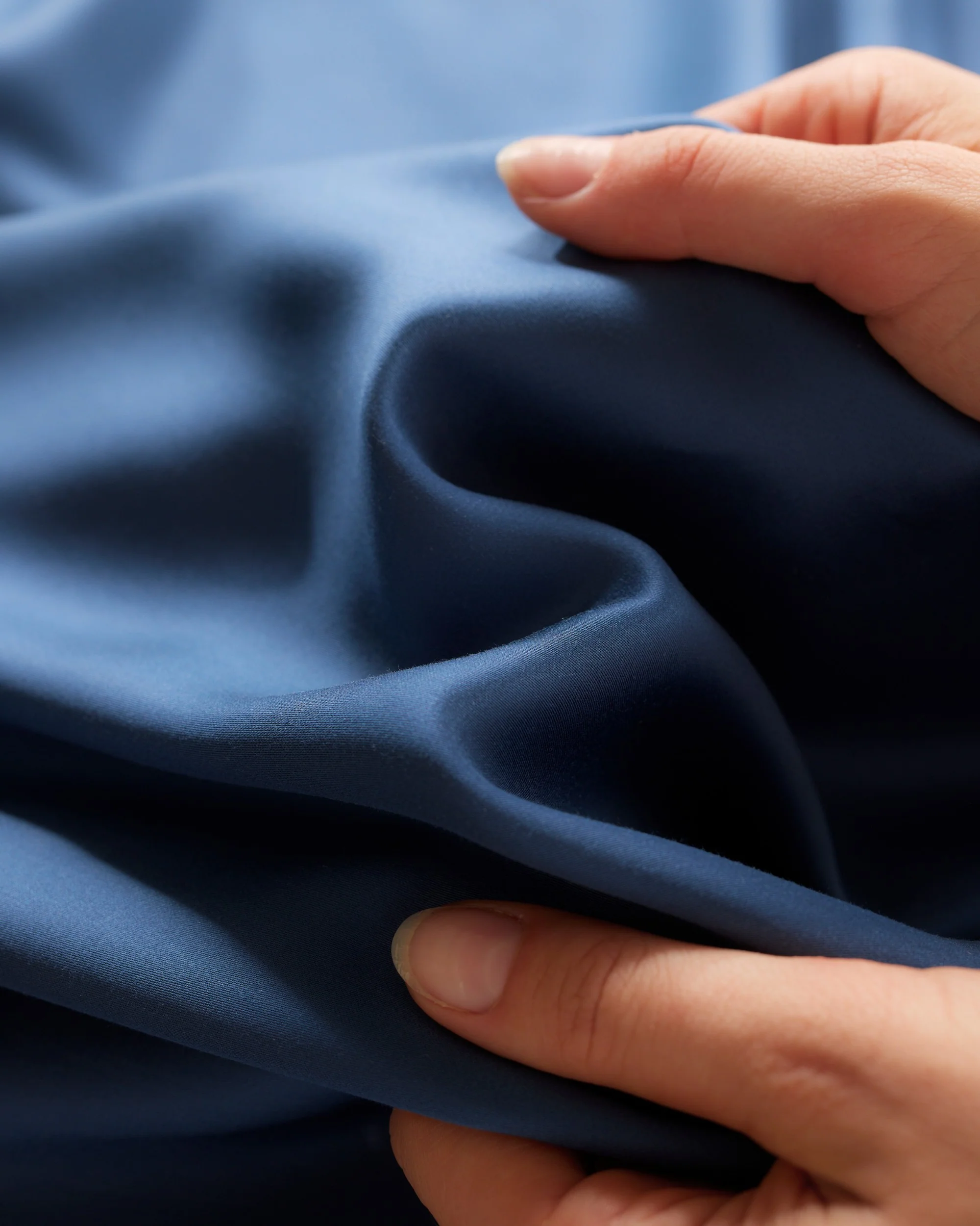 Silky Bamboo Pillowcase, Middernachtblauw - Image 2